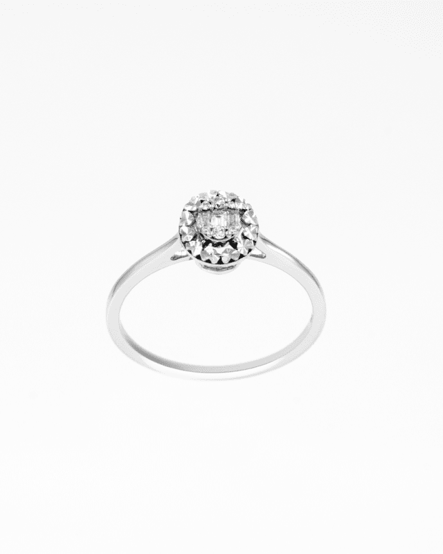 0.11 Karat Oval Kesim Baget Pırlanta Yüzük