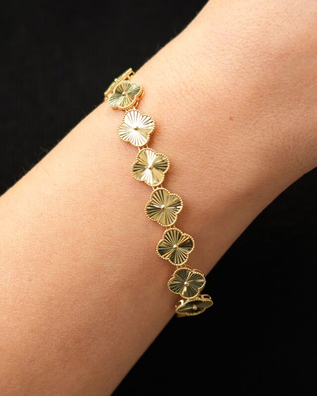 Kalem İşli Sıralı Yonca Bileklik