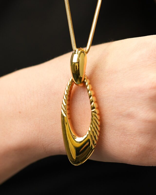 Büyük Boy Altın Kolye