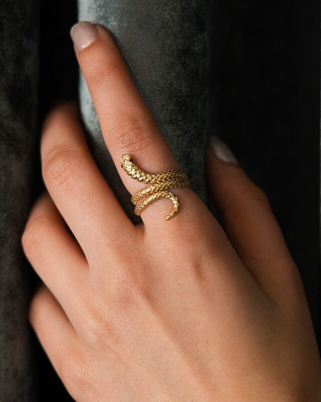 Yılan Figürlü Yüzük